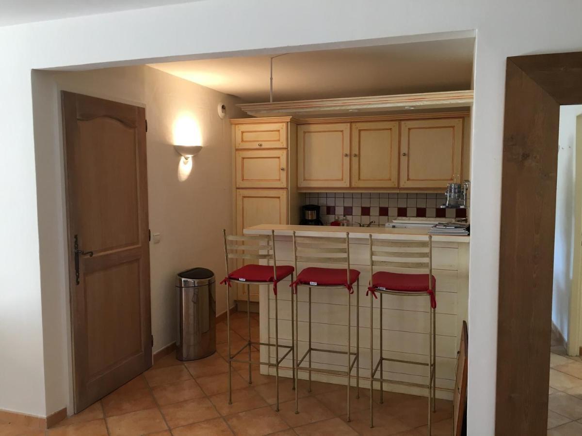 Sainte-Maxime - 3 Bedroom Apartment, Air Conditioned, Outdoor Terrace, Swimming Pool Luaran gambar