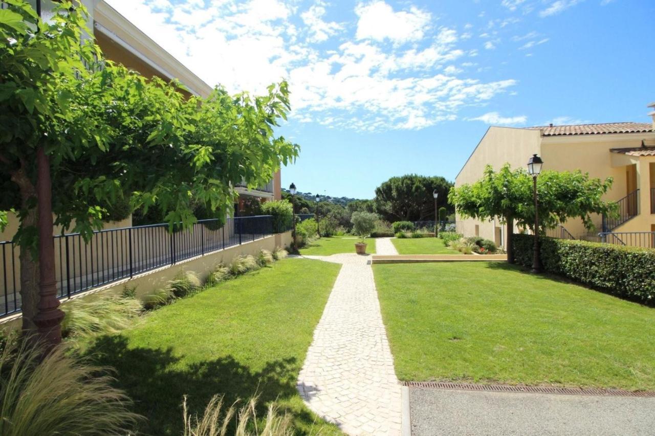 Sainte-Maxime - 3 Bedroom Apartment, Air Conditioned, Outdoor Terrace, Swimming Pool Luaran gambar
